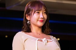 「ダイナマイトバディ」「別格」28歳“元AD”グラドル、谷間太もも全開のお色気コーデで合コンに登場　