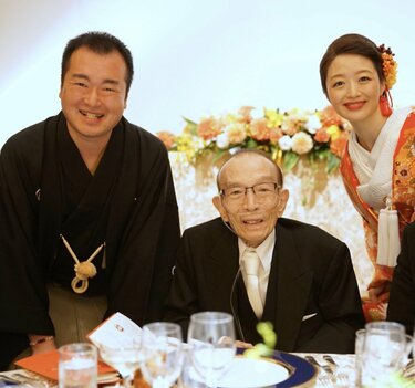 歌丸師匠の真打昇進引き出物？未使用、経年劣化あり 桂歌丸さん（落語家）インタビュー『サライ』に語った波瀾の人生と