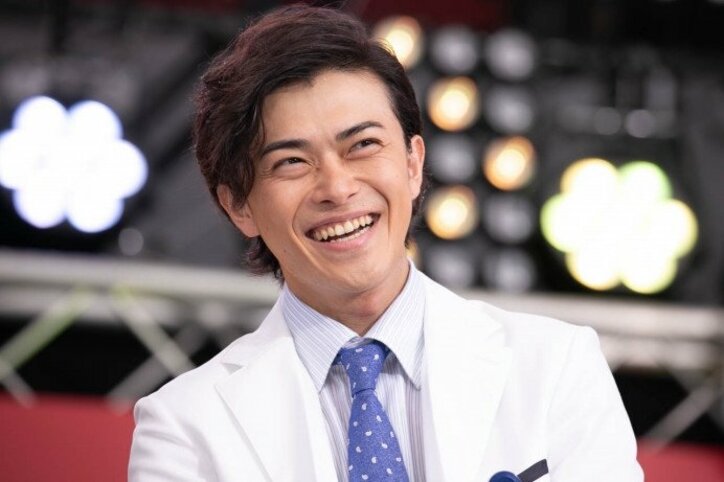 “女装”披露した勝地涼、妻・前田敦子との映画共演にファンから歓喜の声