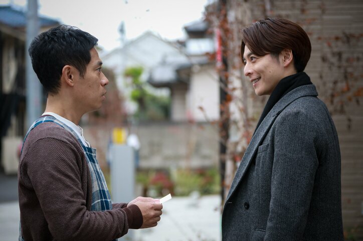 【写真・画像】元同級生の妻を誘惑&不倫…顔面フル整形の変態間男・小池徹平の過去が明らかに『離婚しない男』　2枚目