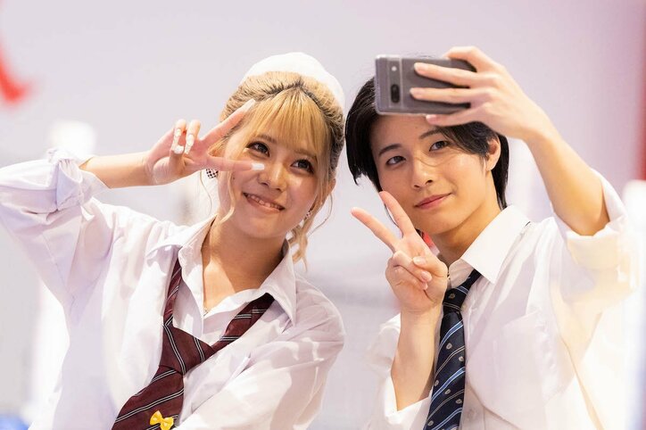 金髪ギャル、桜木花道スタイルでフリースロー対決に勝利 男子との2ショットを勝ち取る