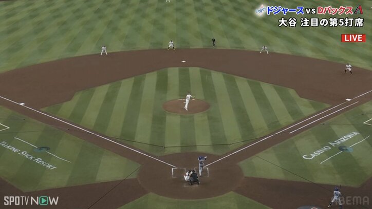 【映像】相手守備の頭上を“高速通過”する大谷の弾丸アーチ