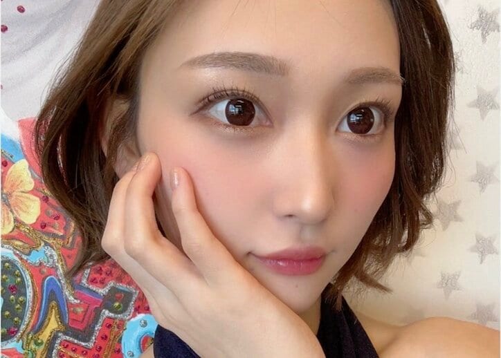 【写真・画像】年収1億円超え!?元国民的アイドル→キャバ嬢に転身した志田愛佳、現在の給料は“アイドル時代の10倍以上”と告白　1枚目