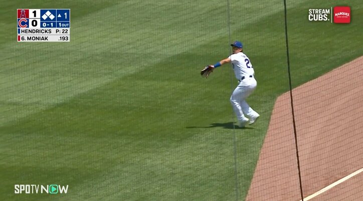 【写真・画像】“殺気立つ”鈴木誠也が怒り爆発！ ボール球で三振→直後に凄い音…勝利への執念滲む“一瞬の出来事”　1枚目