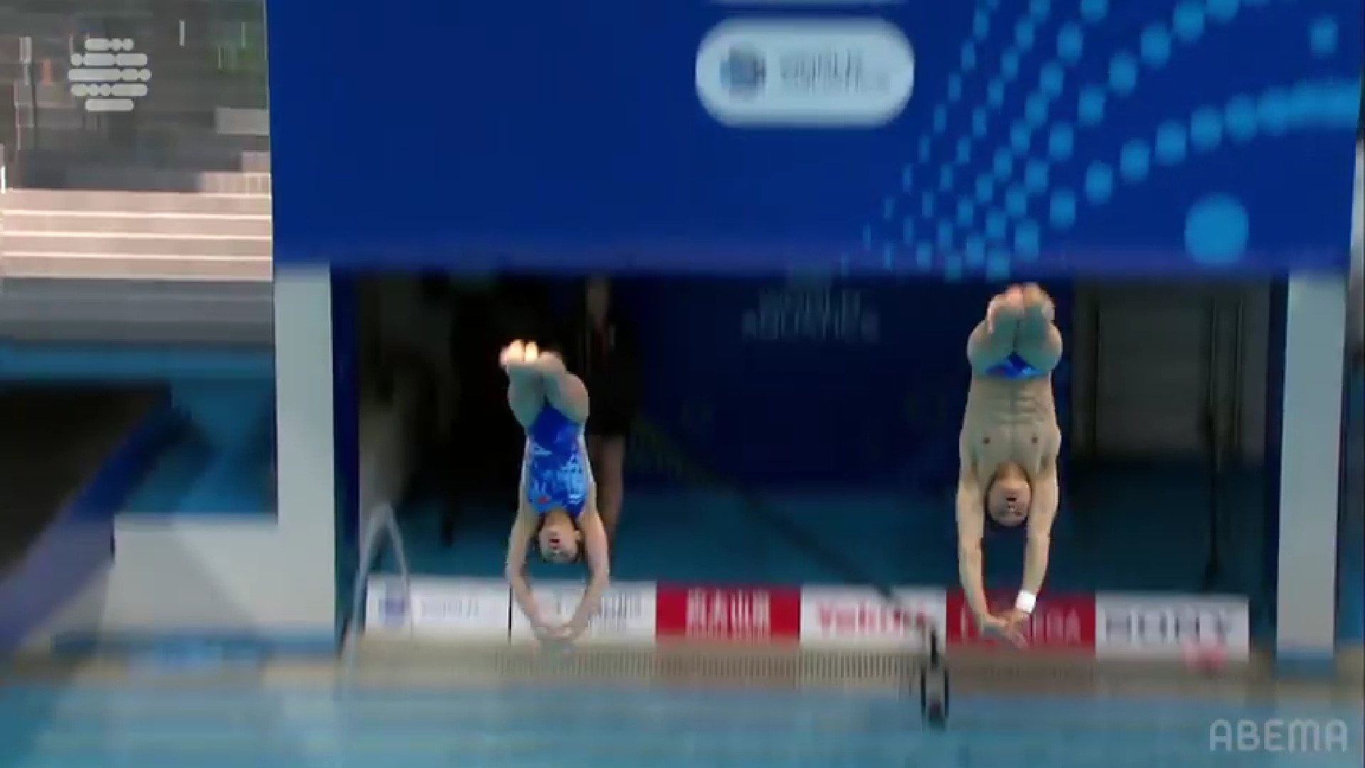 【映像】穴に吸い込まれるような入水