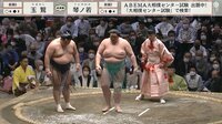 【映像】行司が激おこ。巨漢力士は…