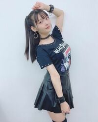 上坂すみれ、「タモリ倶楽部」で披露したメタルファッションにファン大興奮「かっけー！」「最高かっ！」