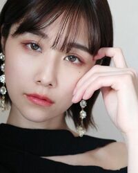 有村藍里、美しい“大人メイク”を披露 「クールビューティー」「最強です」の声