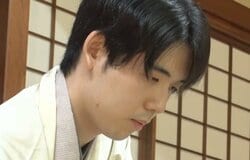 藤井聡太王位が7連覇を達成！同学年のライバル・伊藤匠二冠との激闘制し4勝2敗で防衛／将棋・王位戦第6局