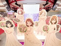 「Poppin'Party」の描き下ろしイラストを使用したグッズが販売中！「BanG Dream! STORE」店舗レポート