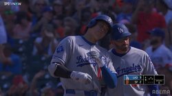 大谷翔平、19試合連続出塁＆自己新135得点は「なにしてんヒット」？野手の“お見合い”シーンに「落ちちゃっ谷」の声