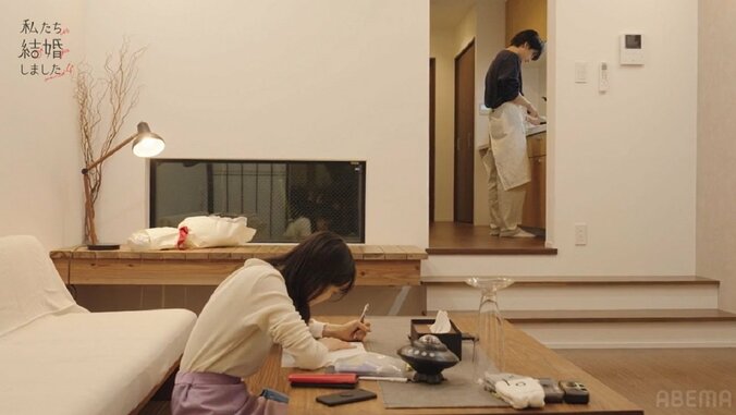 元仮面ライダー俳優・瀬戸がノンノモデル妻・紺野に得意料理を振る舞う！「彩夏…」勇気を出して呼び捨ても『私たち結婚しました4』第2話 4枚目