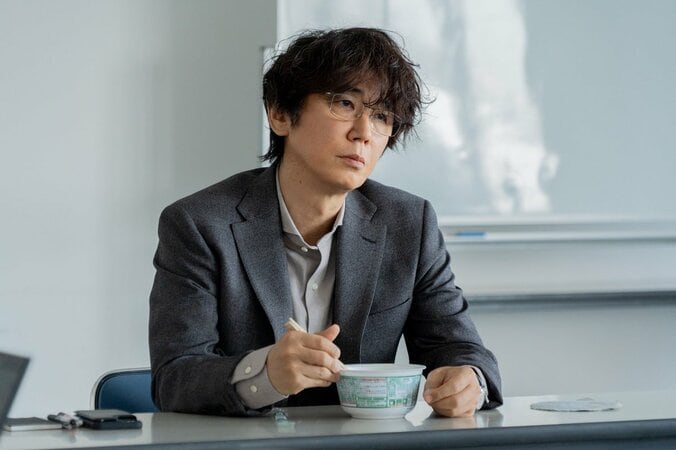 【写真・画像】大物俳優の「性加害疑惑」を週刊誌が“忖度”で握り潰し…「取引」に使われた独立俳優の不倫＆未成年飲酒報道『スキャンダルイブ』第3話　2枚目