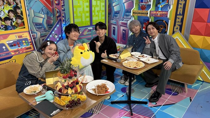 【写真・画像】歌ウマ声優大集結のカラオケSPで大騒ぎ!畠中祐、小笠原仁、帆世雄一、菊田千瑛が圧巻のパフォーマンスを披露 1枚目