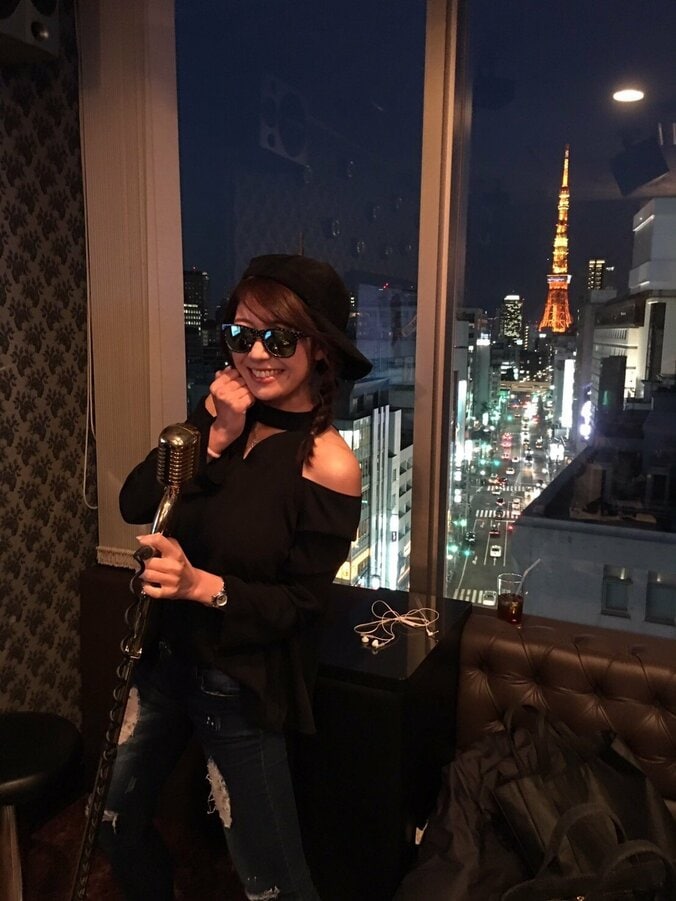 コスプレ気象予報士・穂川果音のハートを温めたい時、B'z聴くならこれを聴け 2枚目