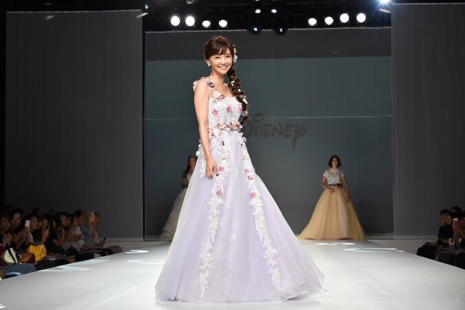 結婚秒読み？倉科カナ、花嫁姿で結婚願望アップ「バージンロードを歩きたい」 4枚目