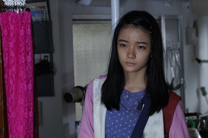 「最期の冬、母になりたいと思った。」草なぎ剛主演『ミッドナイトスワン』ポスタービジュアル&17枚の場面写真公開