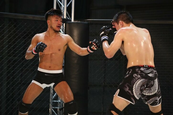 青木真也vs桜井“マッハ”速人、長年の因縁にケリをつける 「ヒットマンシステム」発動でついに激突!