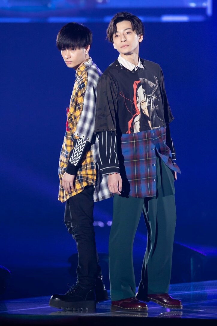 『月とオオカミちゃん』メンバー、TGCでハンドメイド服を初披露!サプライズの“赤い手紙”に衝撃が走る