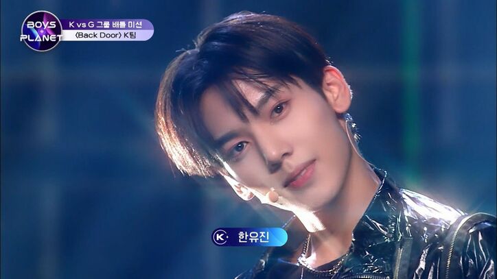 「人類を狂わす」挑発的な“腹筋チラ見せ”でStray Kidsの名曲を完全カバー！フェテク率いるアベンジャーズチームは覚醒、完成度の高さにマスターたちもお手上げ状態に　グループバトルが決着『BOYS PLANET』#4レポート