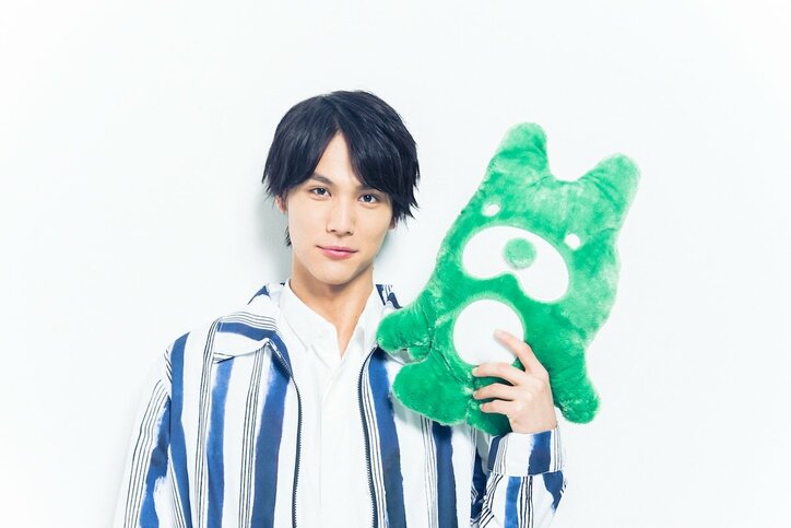 中川大志インタビュー 『虹色デイズ』4人で“命の湯”に全身浸かって食事