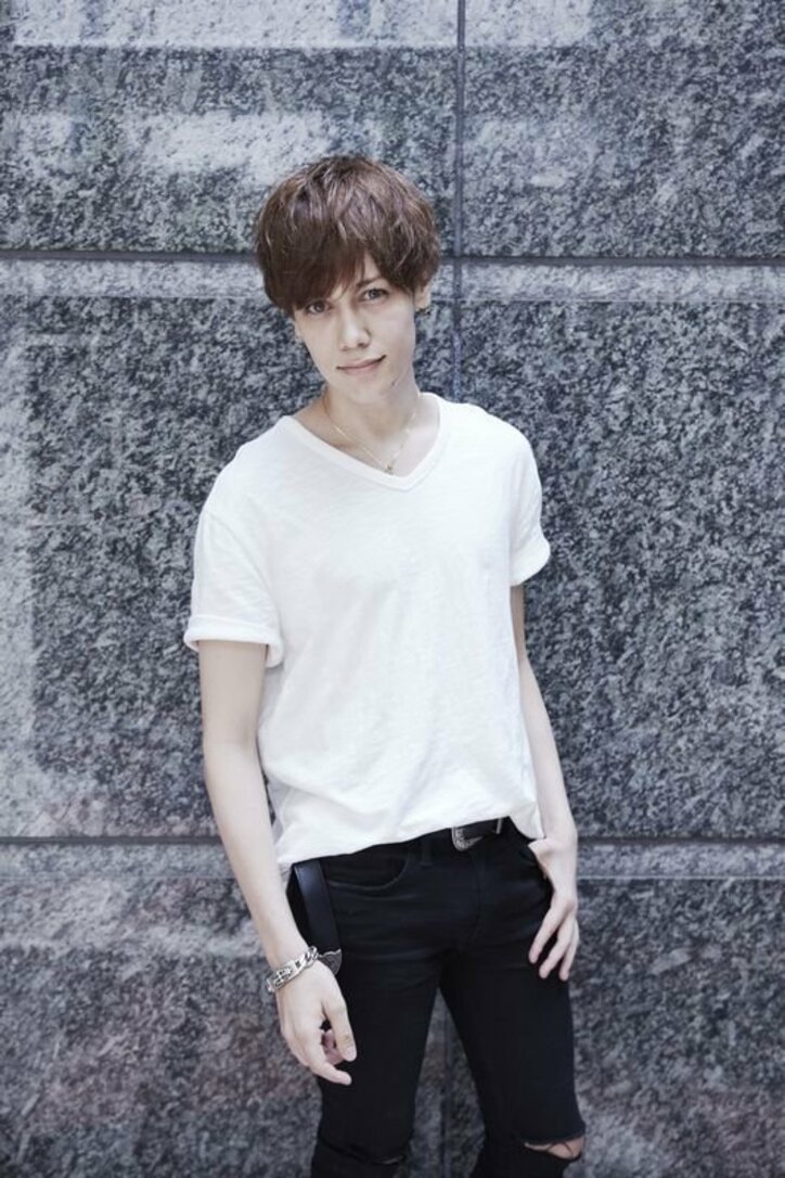 秋元康企画！男女各10人が1人ずつ“落とし合い”をしていくサバイバル系恋愛リアリティーショー『オトシアイ』出演者紹介