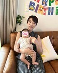  川田裕美アナ、3か月を迎える娘との2ショットを公開「大変というよりこの先が楽しみ」 