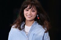 川口春奈、“お団子ツインテールヘア”に絶賛の声「可愛いすぎてスクショ」