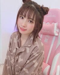 くまみみヘアのえなこが、かわいすぎて「くまった」！癒やしの笑顔に胸キュン