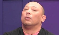 喫煙欲を抑えられないトム・ブラウンみちお…タバコの煙だけでビールを飲む姿に、小籔千豊「“酒のあて”にすんな（笑）」