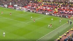 「世界最高レベル」「もはや意味不明」リバプール遠藤航が天才的な“危機察知能力”を炸裂した瞬間　マンUの強力カウンター攻撃を封じる