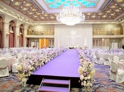 ハイヒール・モモコの夫、長男・仁一郎さんの“豪華すぎる”披露宴会場を公開 「すごすぎるーーーご立派!!!」とファン驚き