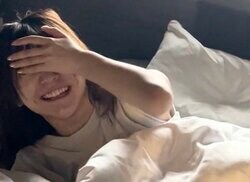 美人すぎるマネージャー、スタイル抜群のセクシー美女らが寝起きの“ガチすっぴん”を披露