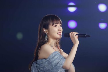 乃木坂46 高山一実 生写真 バラ 乃木坂46 OFFICIAL WEB SHOP | 乃木坂46 グッズ通販サイト