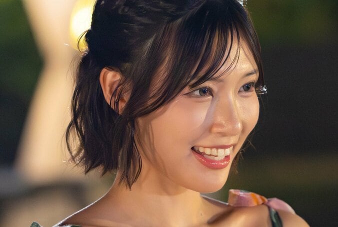 【写真・画像】六大学出身のセクシー女優（23）「チューしていい？」プライベートキスで照れ笑い「恥ずかしい…」　2枚目