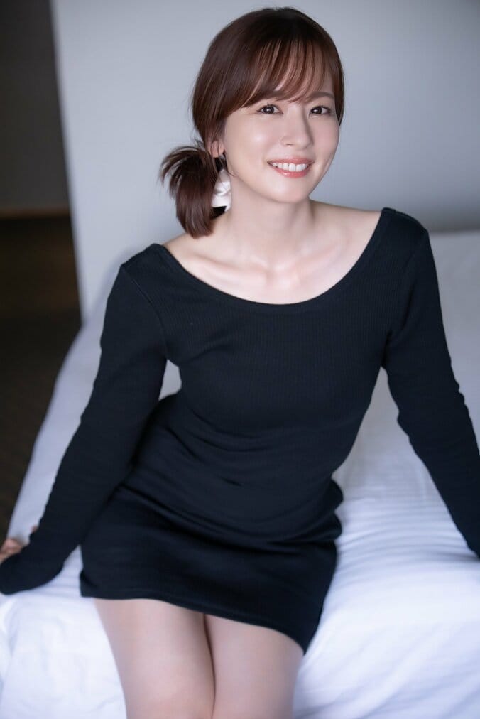 皆藤愛子「少し恥ずかしくなるくらいの素の写真や表情も」 16年ぶり写真集が2026年2月刊行 3枚目