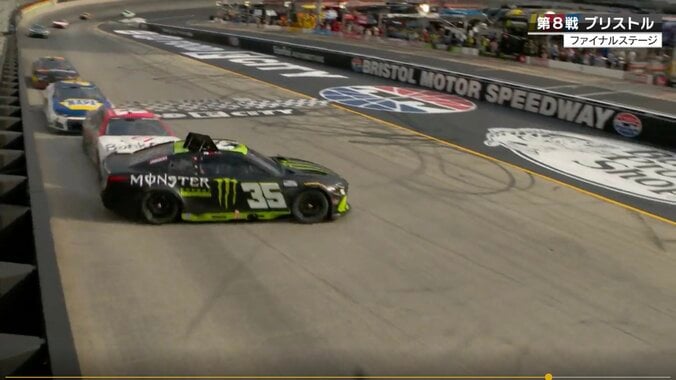 40歳の“暴れん坊”、報復アタックで大波乱 「仕返しですね」27歳の若手撃墜で物議「完全押してんな」「怒らしちゃダメ」 3枚目