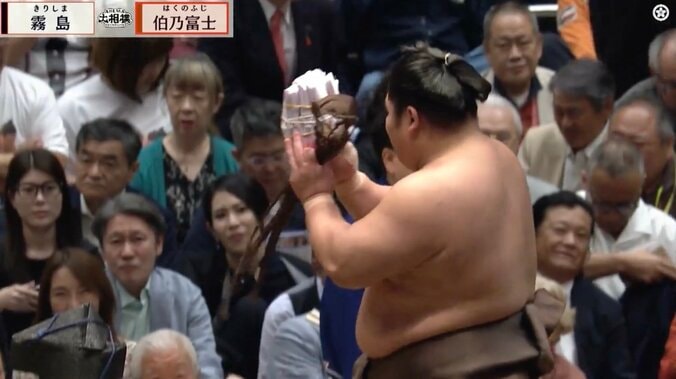 “分厚すぎる懸賞”掲げる伯乃富士