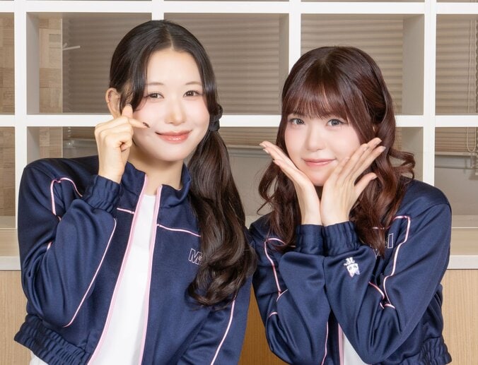 MOMONA（左）とTSUZUMI（右）