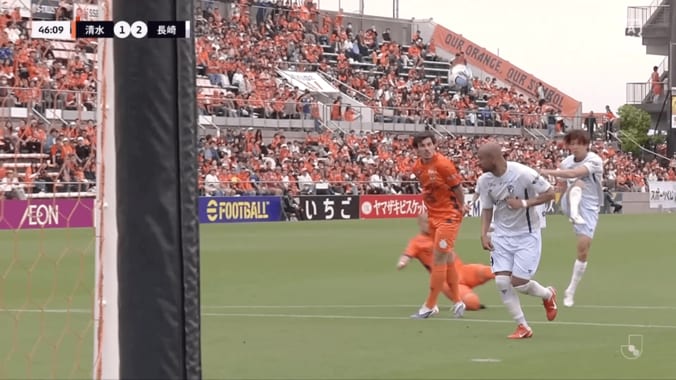 「さすがファンタジスタ」衝撃の“ドライブシュート”にファン熱狂！「美しすぎる」FW長谷川元希が長崎初得点で決勝弾 5枚目