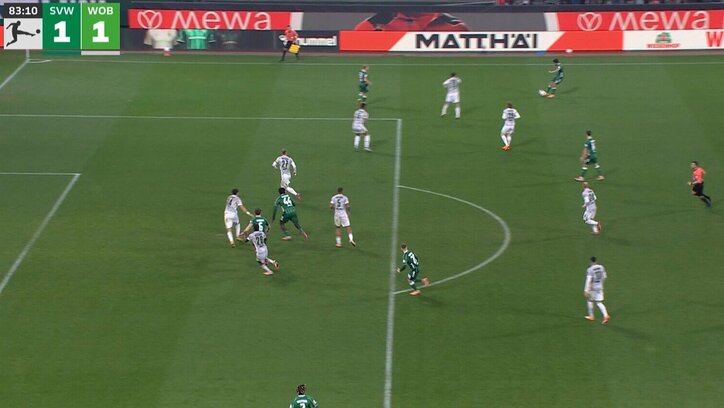 【映像】完璧軌道のドンピシャクロス