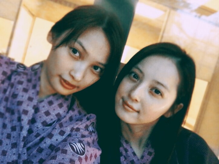 大政絢、佐々木希と合同誕生日会 美しすぎる親友コンビに称賛の声