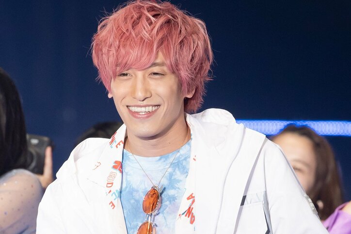 EXIT&藤田ニコルが限定コラボ「ニコジットでぇす!」TGCでチェキダンス披露