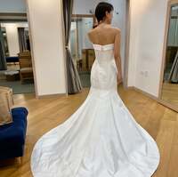 れみ『【ハワイ】結婚10周年に向けて…♡ドレス選び!!』