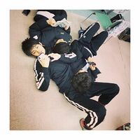 山本涼介、磯村勇斗＆稲葉友に枕にされた”仲の良さが溢れてる”オフショット公開