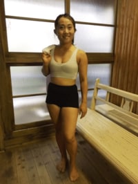 キンタロー。ナイスバディな湯上り姿が「色っぽい」と反響