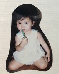 橋本マナミの“我が子そっくり”な幼少期ショットに反響「こんな可愛い赤ちゃん中々いない」