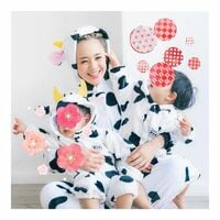 蒼井そら、息子たちとの“牛”コスプレ姿を披露し「可愛すぎる！！」「癒されました」と話題