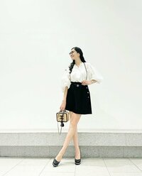 AHN MIKA『CHANEL小物の大人ミニキュロットコーデ』