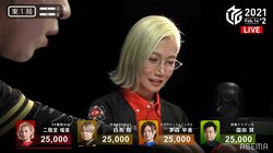 Mリーグにも「メガネ先輩」登場！二階堂瑠美の“新作戦”で大賑わい「かわいいぞ！？」「叱られたい」／麻雀・Mリーグ